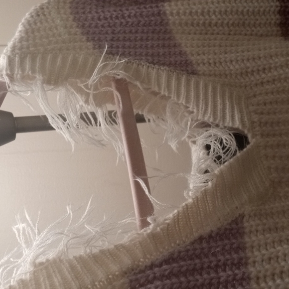 Polly&ester fringe sweater. (NWOT) - Picture 4 of 6